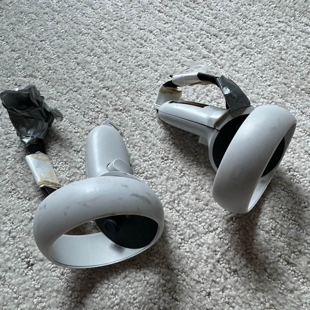 Oculus Quest 2 VR Headset